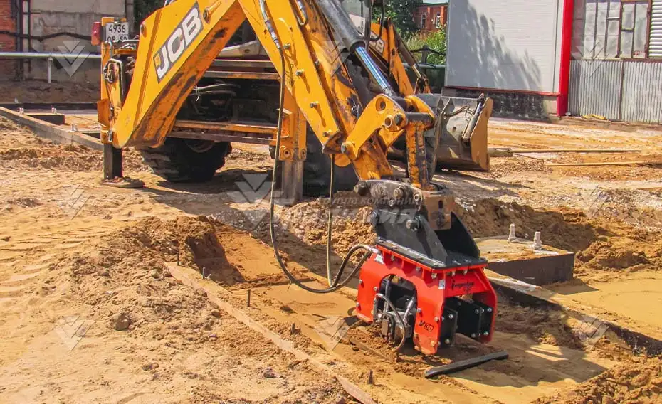 Вибротрамбовка виброплита для экскаватора-погрузчика Impulse V30, фотография 3