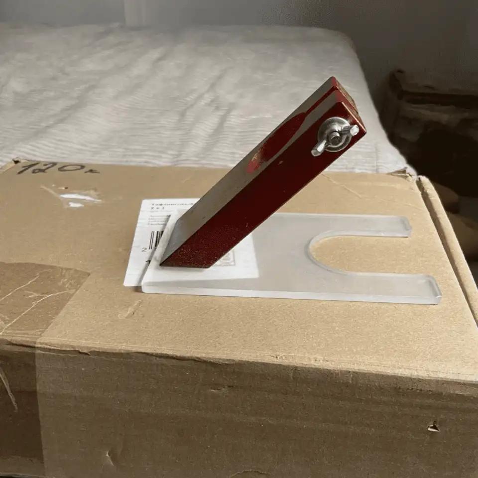 Подставка для машинки ГАН, фотография 1