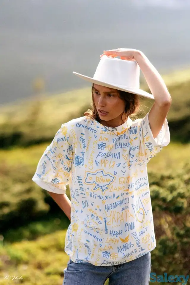 Свободная футболка 