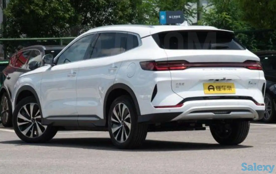 Подержанный автомобиль BYD, фотография 2