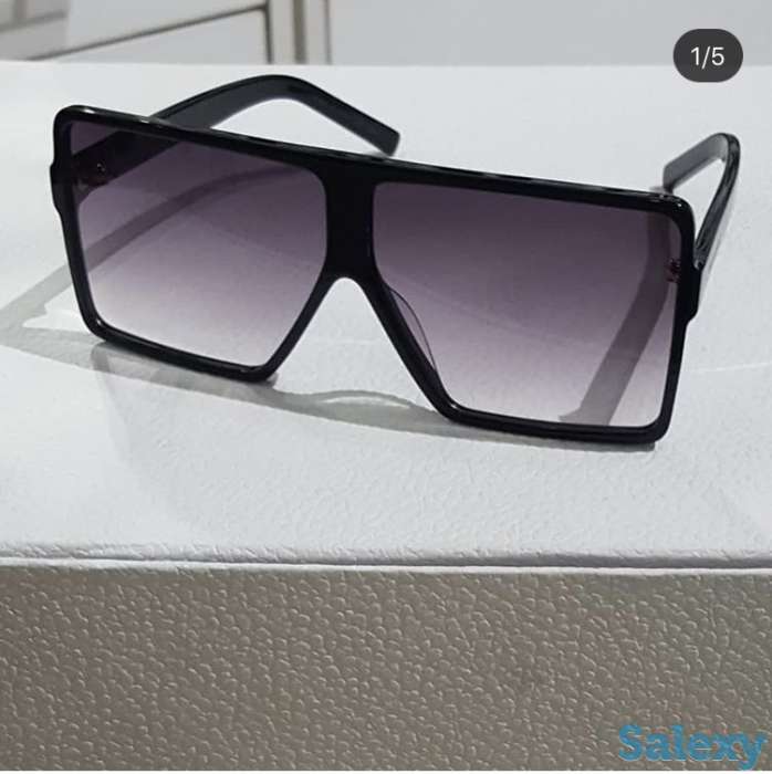 Модные сумки и брендовые очки, фотография 4