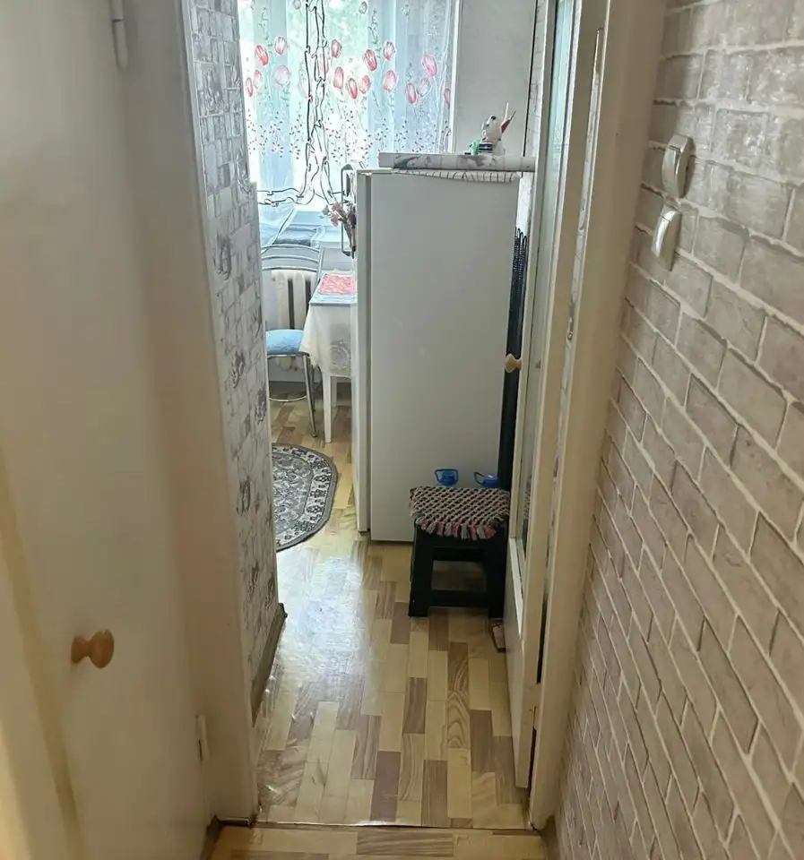 Продаю 2-комнатную квартиру 4мкр., 4 микрорайон, фотография 4