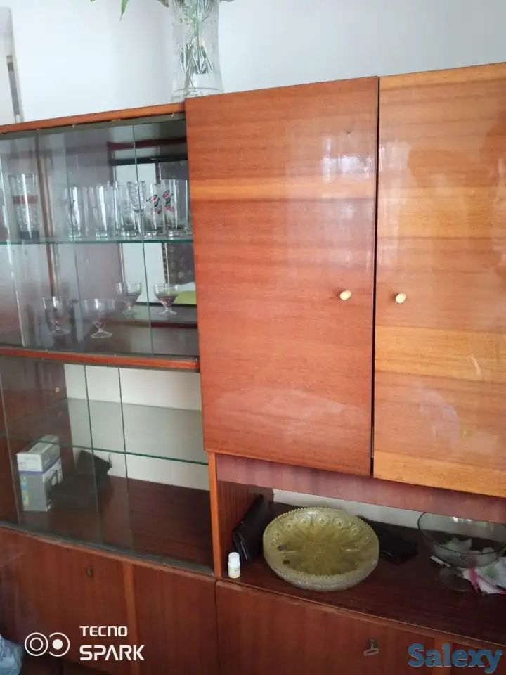 продам шкаф,сервант, фотография 1