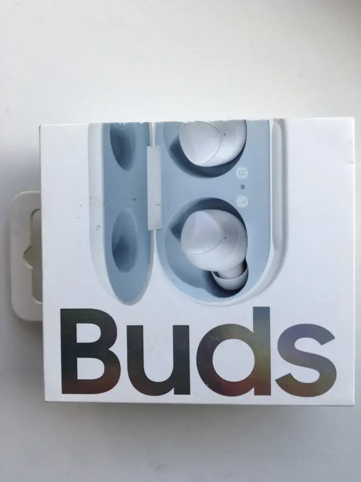 Проаются беспроводные наушники  SAMSUNG  Galaxy  Buds, фотография 1