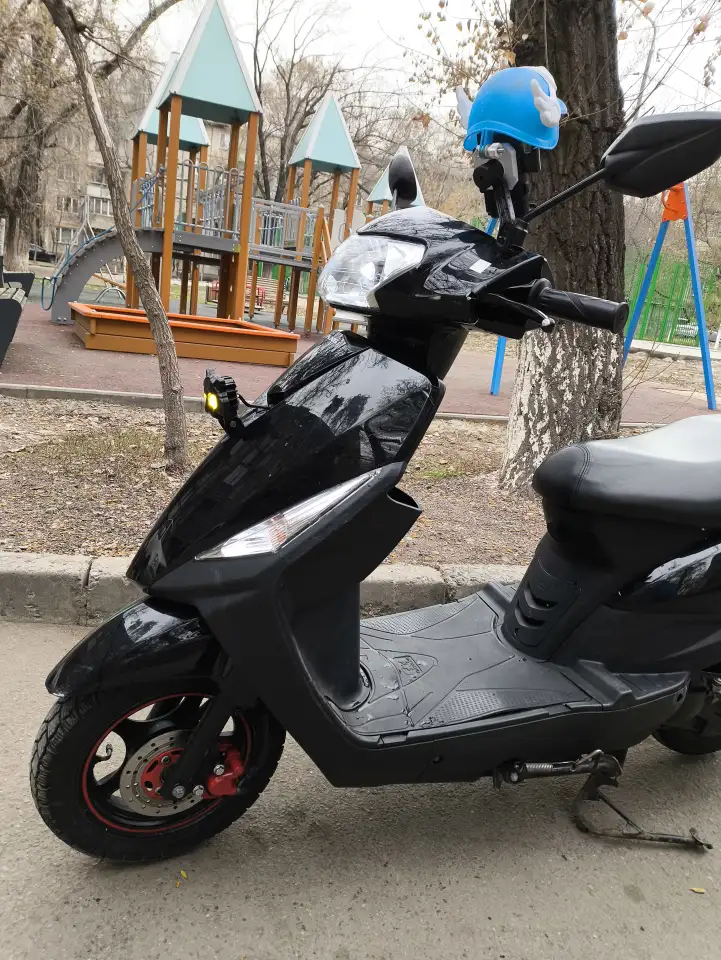 Даянг мопед 49 куб продам едет на ходу минусов нет, фотография 4