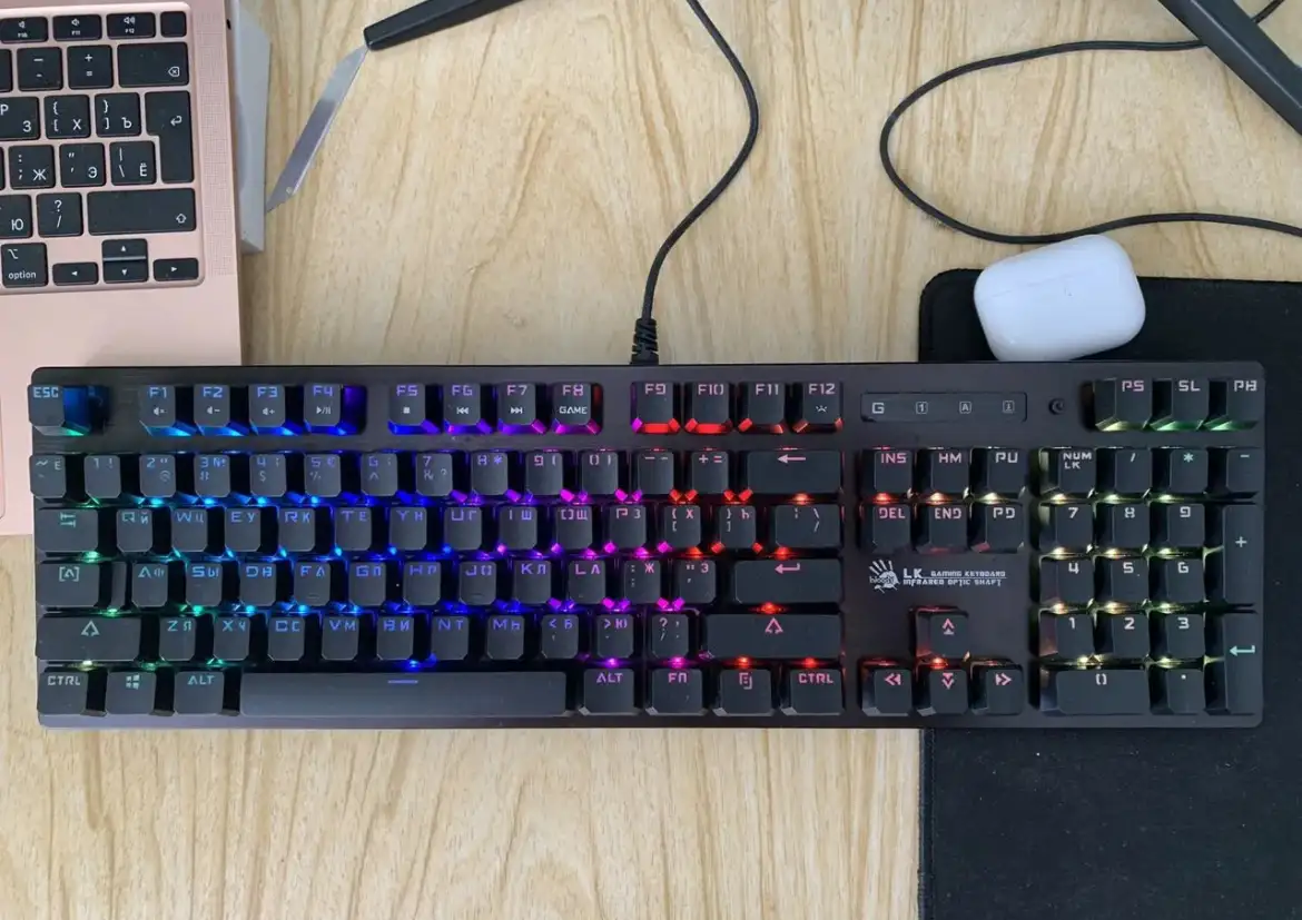 Игровая клавиатура A4Tech B820R, фотография 1