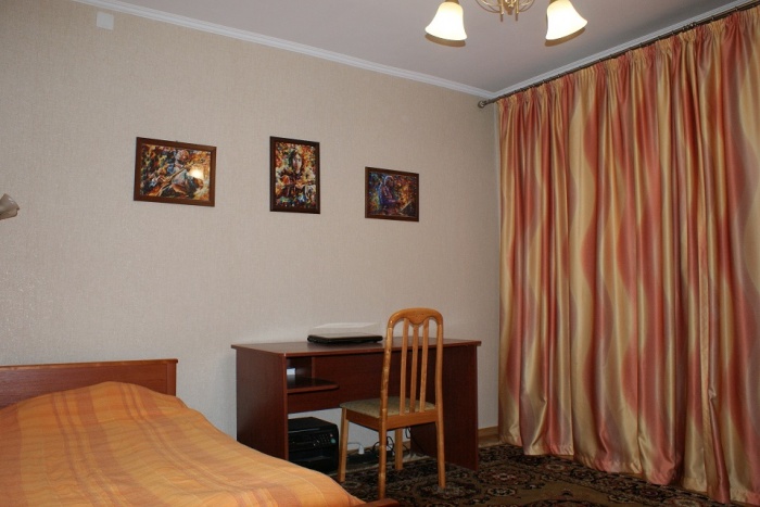 Продам 4-х комнатную квартиру в Алматы, Богенбайн батыра 187, фотография 8