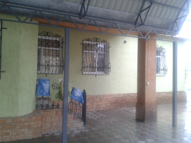 Продаю дом, 2-ая Арычная 1