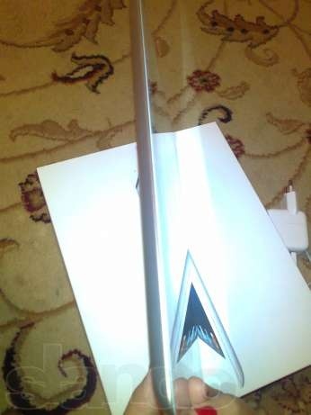 Продам Apple new iPad (iPad3)16 Gb, фотография 3