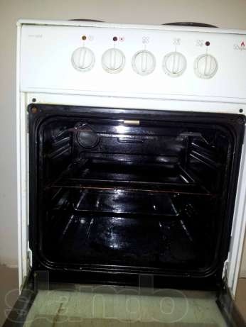 Срочно продам электрическую плиту марки 