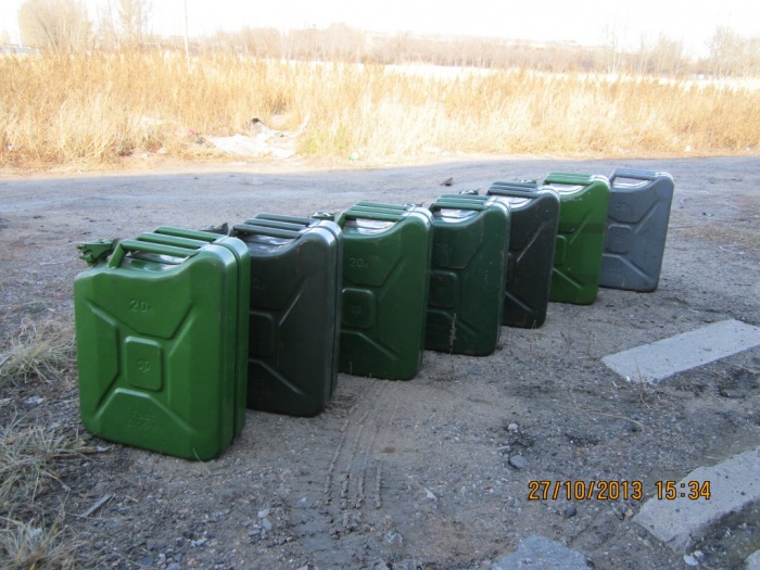 Продаю канистры, фотография 1