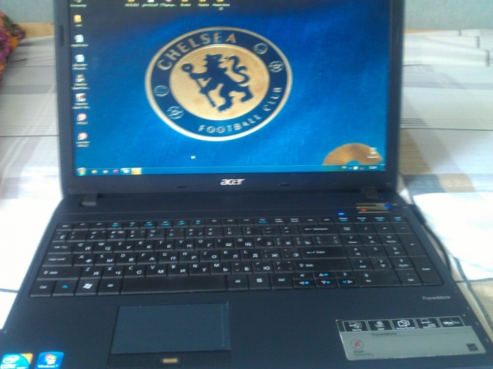 Acer TravelMate 8572T, фотография 4