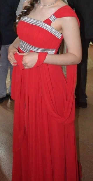 Красное вечернее платье, фотография 3