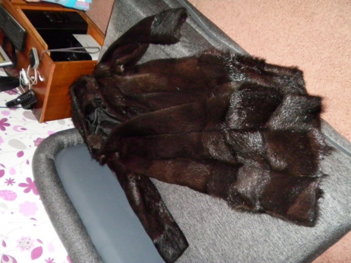 Продам женскую шубу из нутрии, фотография 1