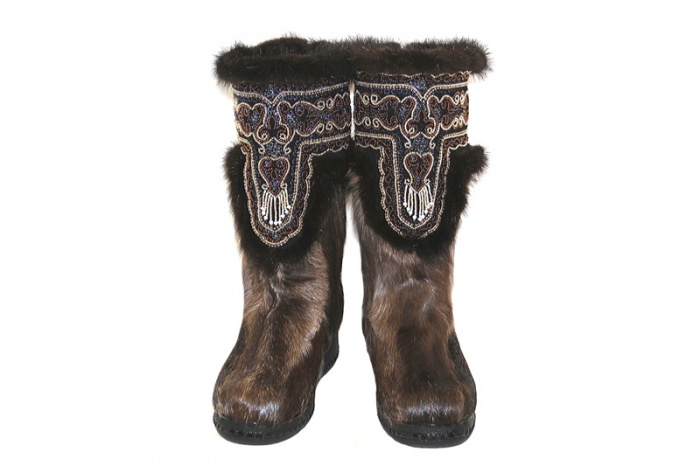Продам женские унты из оленей шкуры, фотография 1