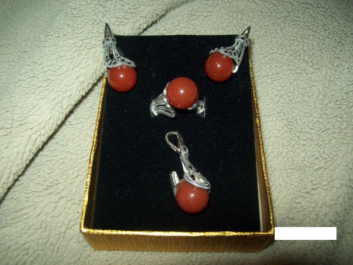 Серебрянные изделия, фотография 1