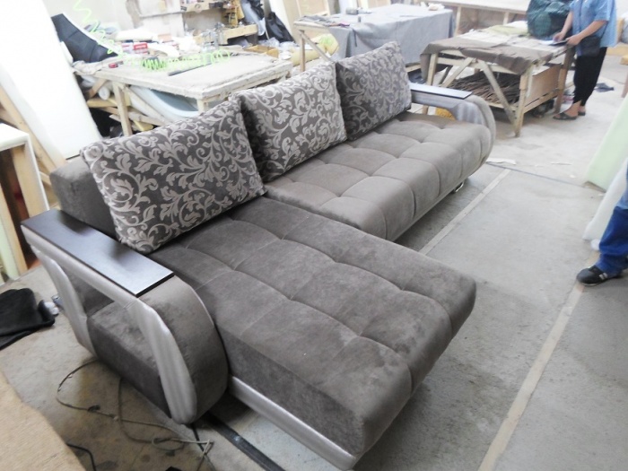 Мягкая мебель Угловые диваны Тахта, фотография 8