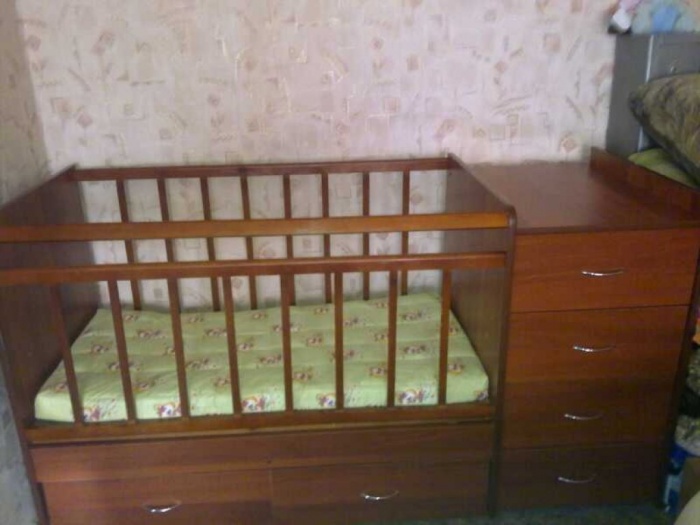 Срочно продам детскую кроватку 3в1, фотография 1