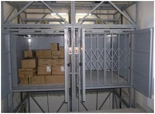 Сервисный грузовой подъемник ТИТАН для склада, фотография 2