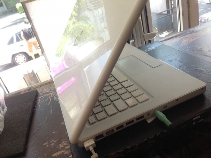 Ремонт MacBook White в Алматы, фотография 3