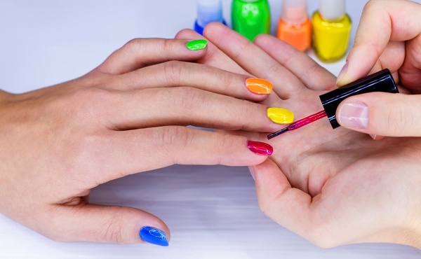 Обучение маникюру,  педикюру  и наращиванию ногтей , фотография 1