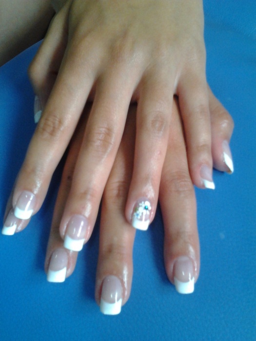 курсы маникюра, педикюра и наращивания ногтей, фотография 2