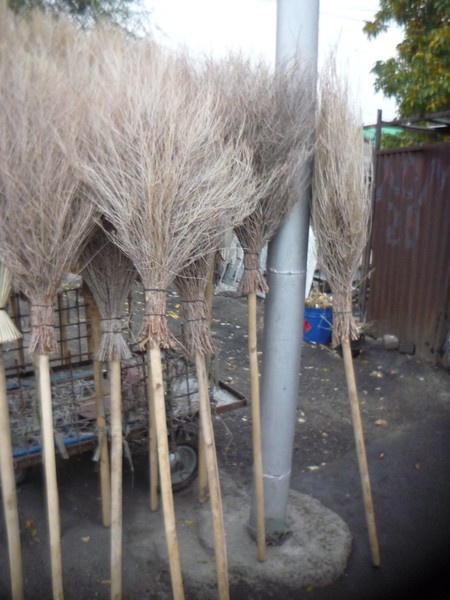 Метла,древесный уголь, фотография 2