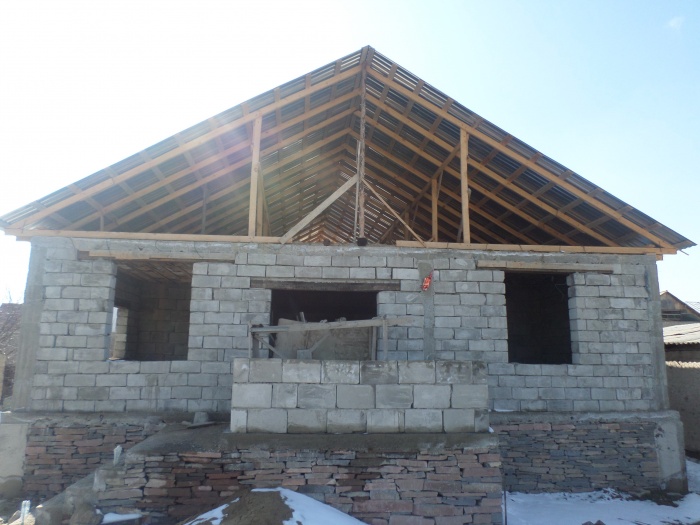 продается недостроенный  большой дом, фотография 6