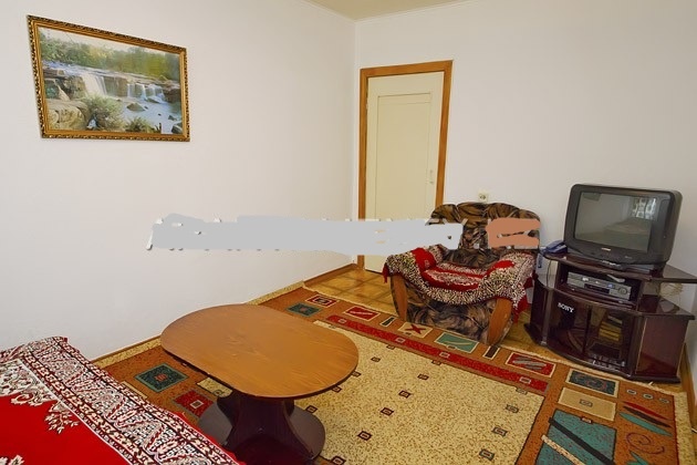 посуточно квартира в Атырау, Ауэзова 61, т\ц Сауран, фотография 2