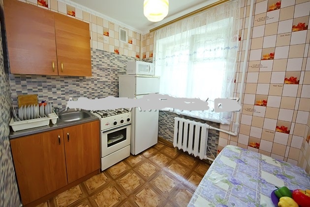 посуточно квартира в Атырау, Ауэзова 61, т\ц Сауран, фотография 5