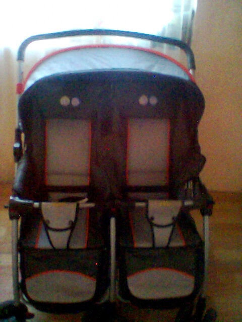 Продам коляску для двойняшек,не дорого., фотография 2