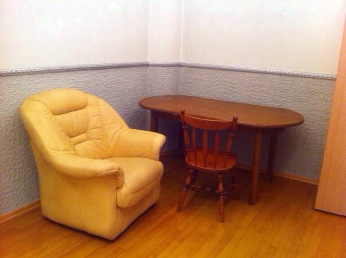 Продам мебель: диван, два кресла, стол, стулья, фотография 3
