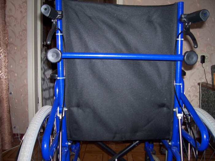 Инвалидное кресло люксовая модель, фотография 4