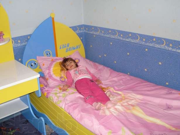 Срочно сдам комнату в 3-х комнатной квартире., фотография 1