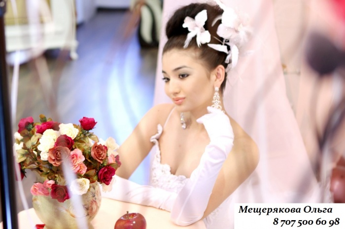 Свадебные и вечерние прически с выездом на дом, фотография 2