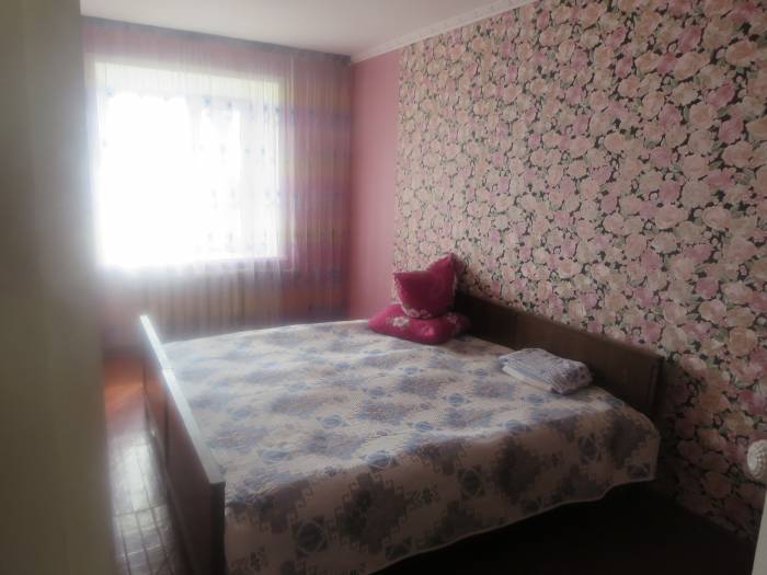 2 квартира по суткам, фотография 1