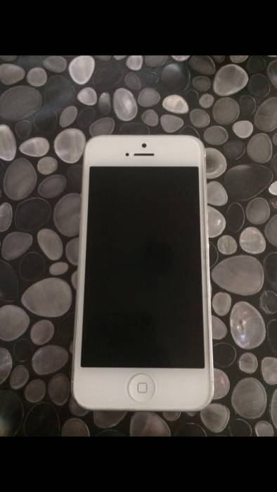 Продам iPhone 5, 64 гб., фотография 1
