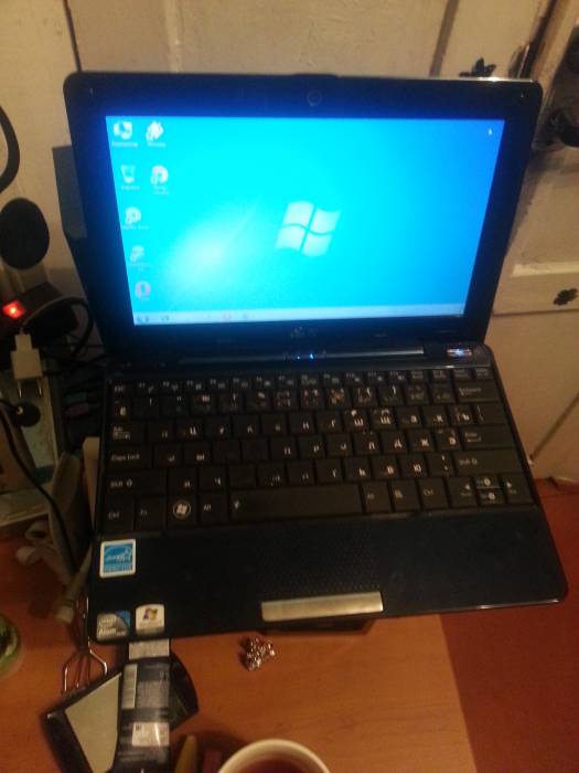 нетбук Asus Eee PC 1008HA, фотография 2