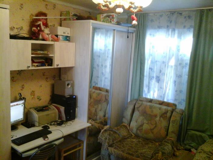 зх комнатная  срочно (ЛЕСОЗАВОД), фотография 2