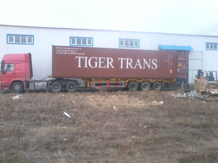 Предлагаем услуги контейнеровозов, фотография 3