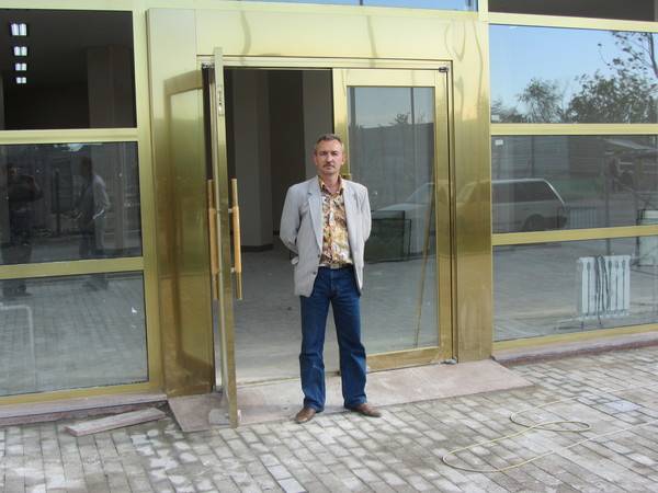 Ремонт пластиковых и алюминиевых дверей, окон, витражей. , фотография 2