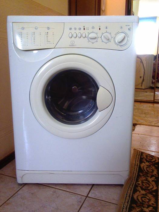 Продам стиральную машину Indesit, фотография 2