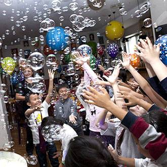 Новое шоу мыльных пузырей Ильи Иванова, фотография 3