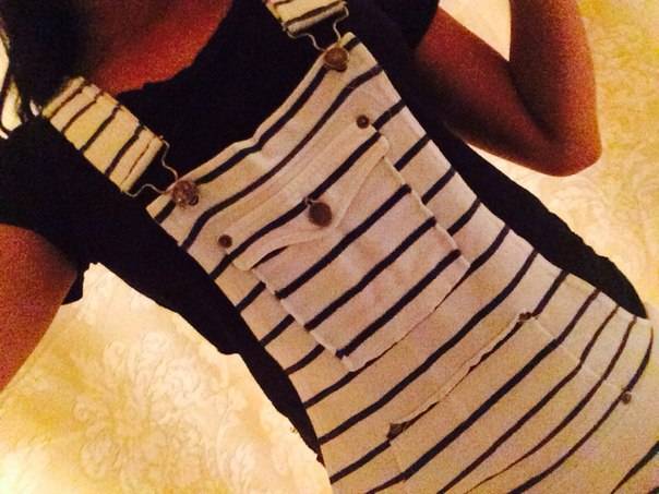 Комбинезон красивый от известной марки 