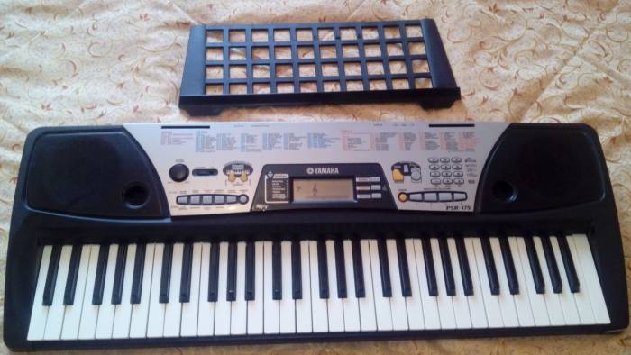 продаю синтезатор, фотография 4