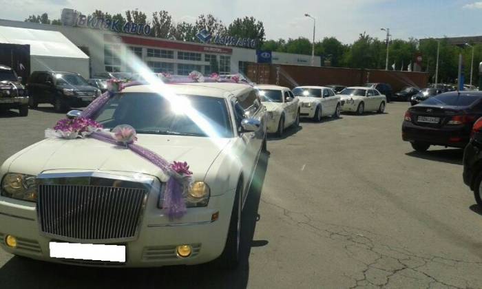 Прокат лимузина chrysler 300c (крайслер 300с), фотография 8