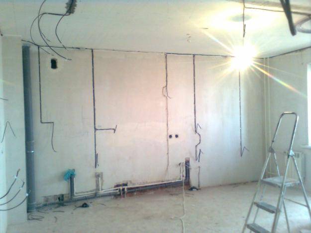 Электрик - электромонтаж, люстры, бра, софиты, розетки, фотография 4