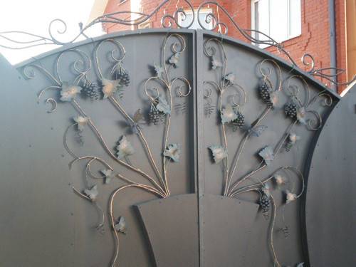 Строительство навесов, ангаров, заборов, лестниц. Изготовление ворот, стеллажей и др., фотография 4