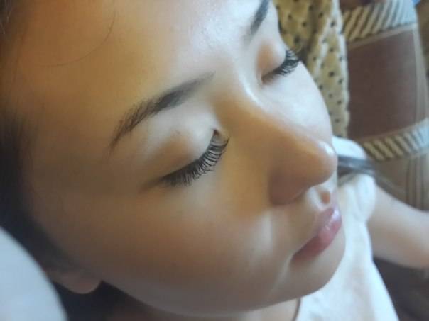 Наращивание ресниц, фотография 1