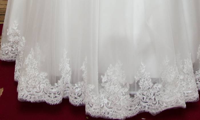 Великолепное свадебное платье, А форма, цвет айвори, фотография 4